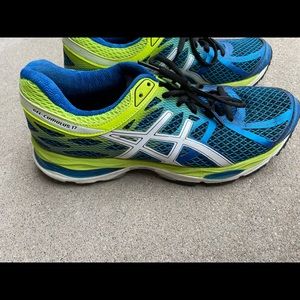 ASICS Gel Cumulus 17 Size 6.5